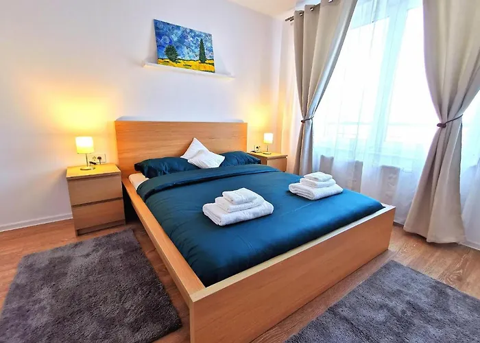 Modern Studio Coresi Residence