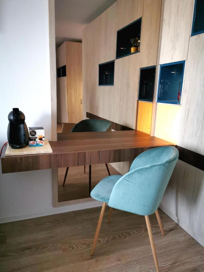 Apartment Modern Coresi *